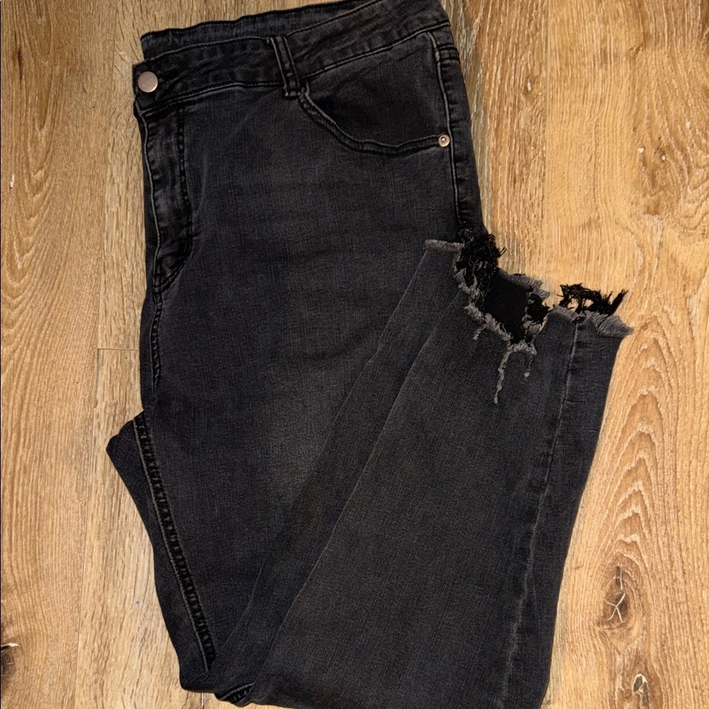 SHEIN Black Distressed Women Jeans